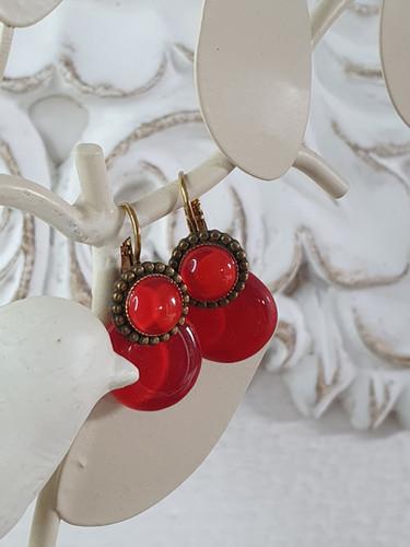 BOUCLES D'OREILLES DORMEUSES ROUGE