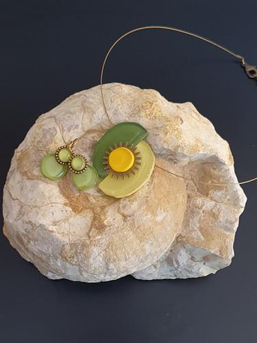 COLLIER GRAND SOLEIL JAUNE - vue 2