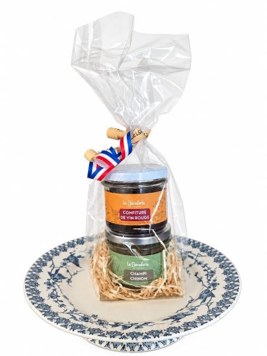 deux terrines dans un sachet transparent , d'ici et de claire 