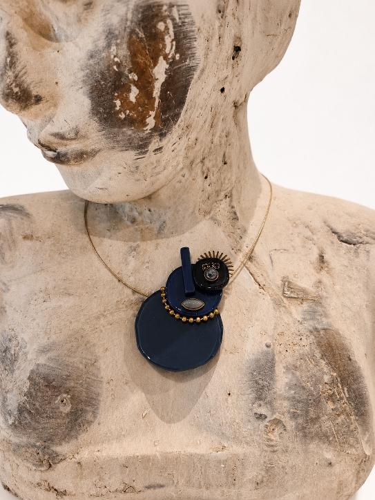 Collier Madame Bleu gris