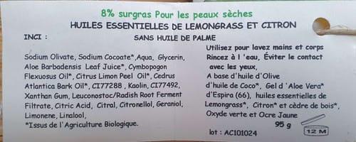 Ingredients list from the product ESSENTIELLES DE LEMONGRASS, sans huile de palme.