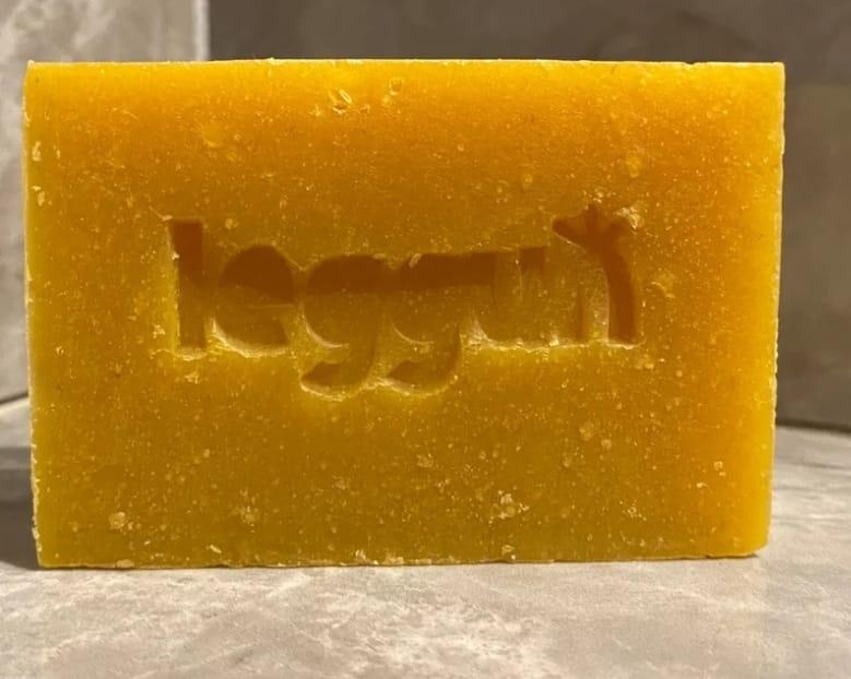 Savon de la marque leggun à la carotte .D'Ici et de claire
